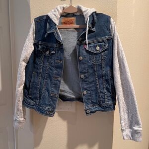 Levi’s Trucker Jacket